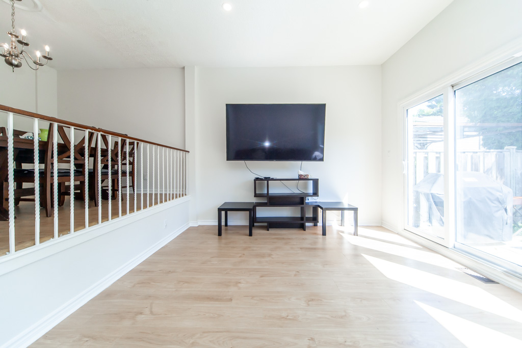 88-2050-upper-middle-rd-burlington-10