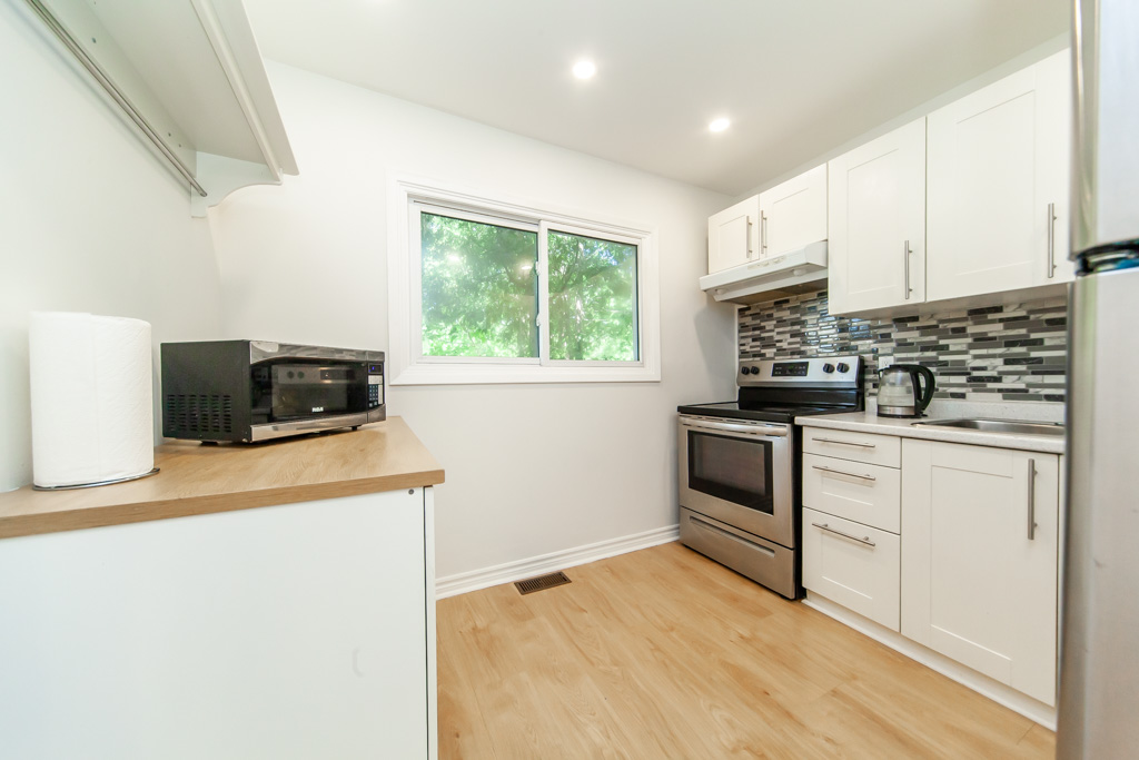 88-2050-upper-middle-rd-burlington-20