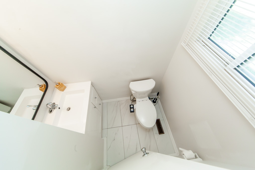 88-2050-upper-middle-rd-burlington-27