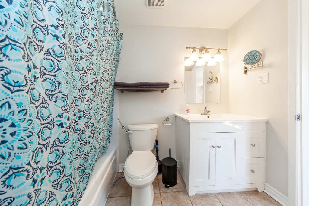 88-2050-upper-middle-rd-burlington-35