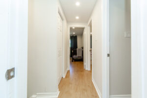 88-2050-upper-middle-rd-burlington-36