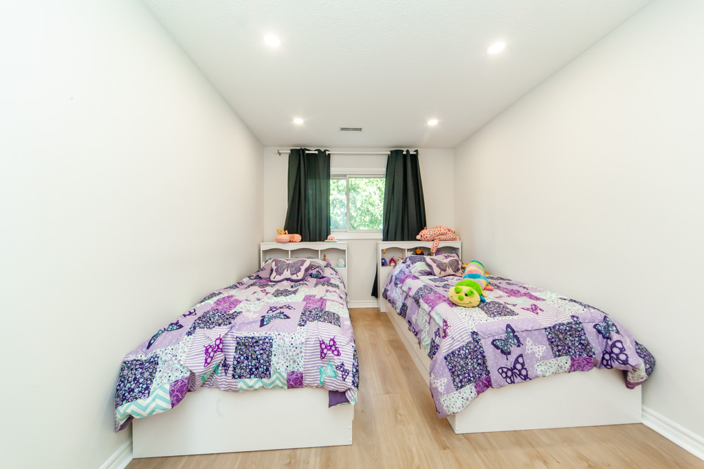 88-2050-upper-middle-rd-burlington-37