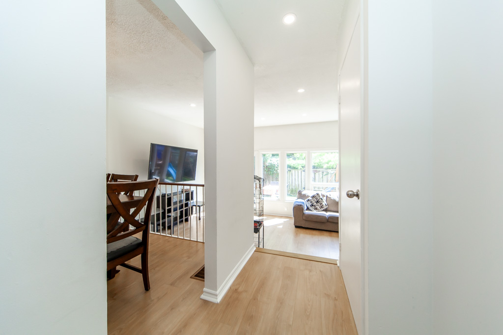 88-2050-upper-middle-rd-burlington-7