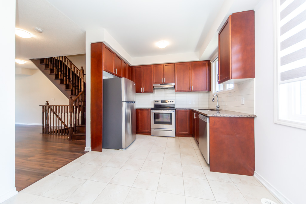 1448-coral-springs-path-oshawa-23
