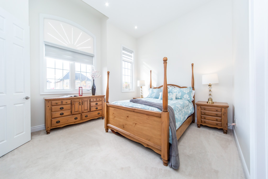 37-royal-west-dr-brampton-33