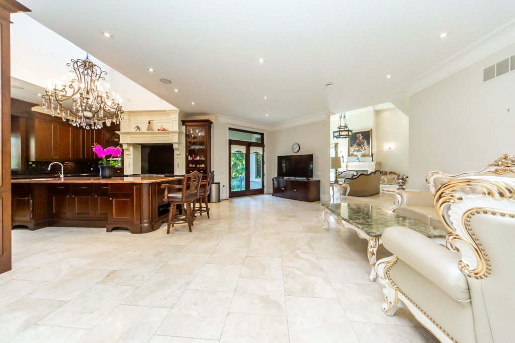 481-country-club-cres-mississauga-14