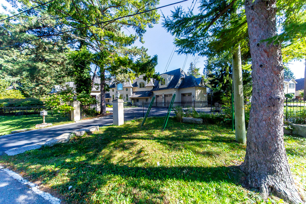 481-country-club-cres-mississauga-2