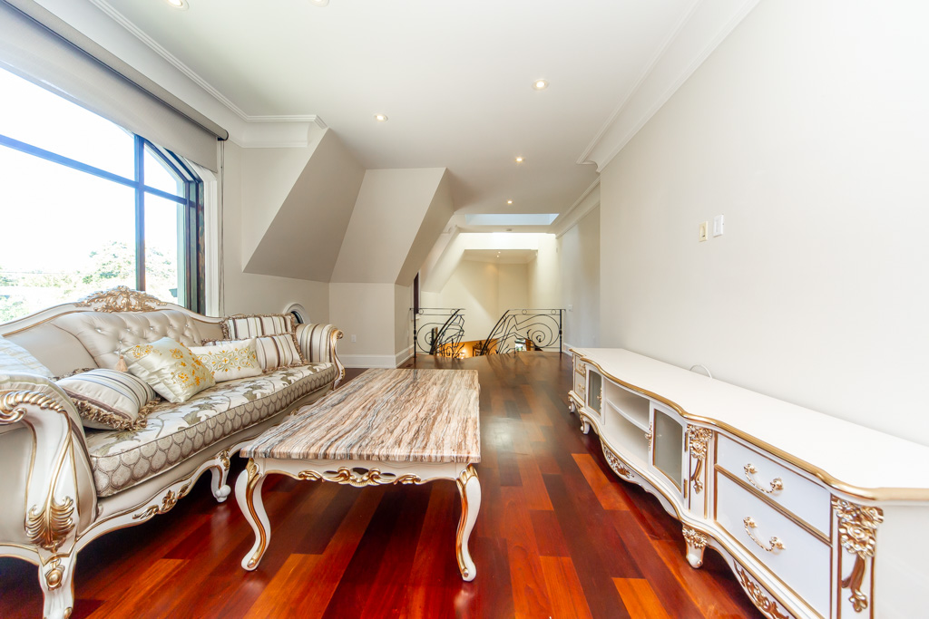 481-country-club-cres-mississauga-29