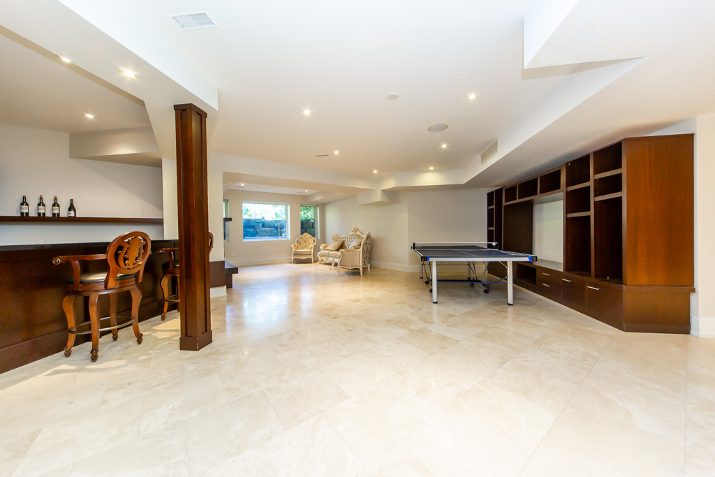 481-country-club-cres-mississauga-42