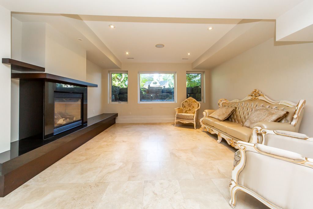481-country-club-cres-mississauga-43