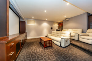 481-country-club-cres-mississauga-48