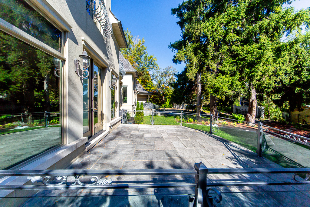481-country-club-cres-mississauga-54