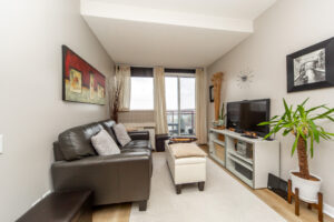 706-1600-keele-st-toronto-17