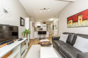 706-1600-keele-st-toronto-18