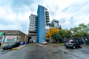 706-1600-keele-st-toronto-8
