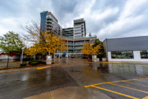 706-1600-keele-st-toronto-9