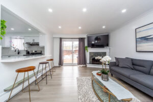 2-87-irwin-rd-etobicoke-11