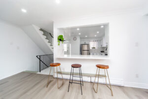 2-87-irwin-rd-etobicoke-15