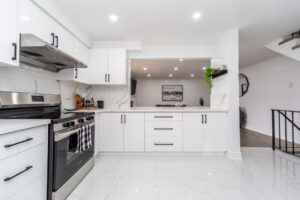 2-87-irwin-rd-etobicoke-21