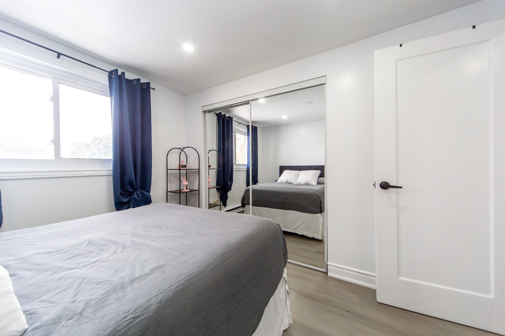 2-87-irwin-rd-etobicoke-29