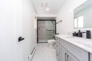 2-87-irwin-rd-etobicoke-31