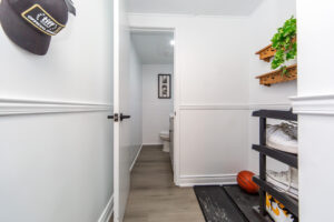 2-87-irwin-rd-etobicoke-41