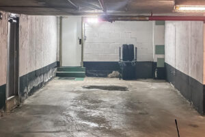 2-87-irwin-rd-etobicoke-45