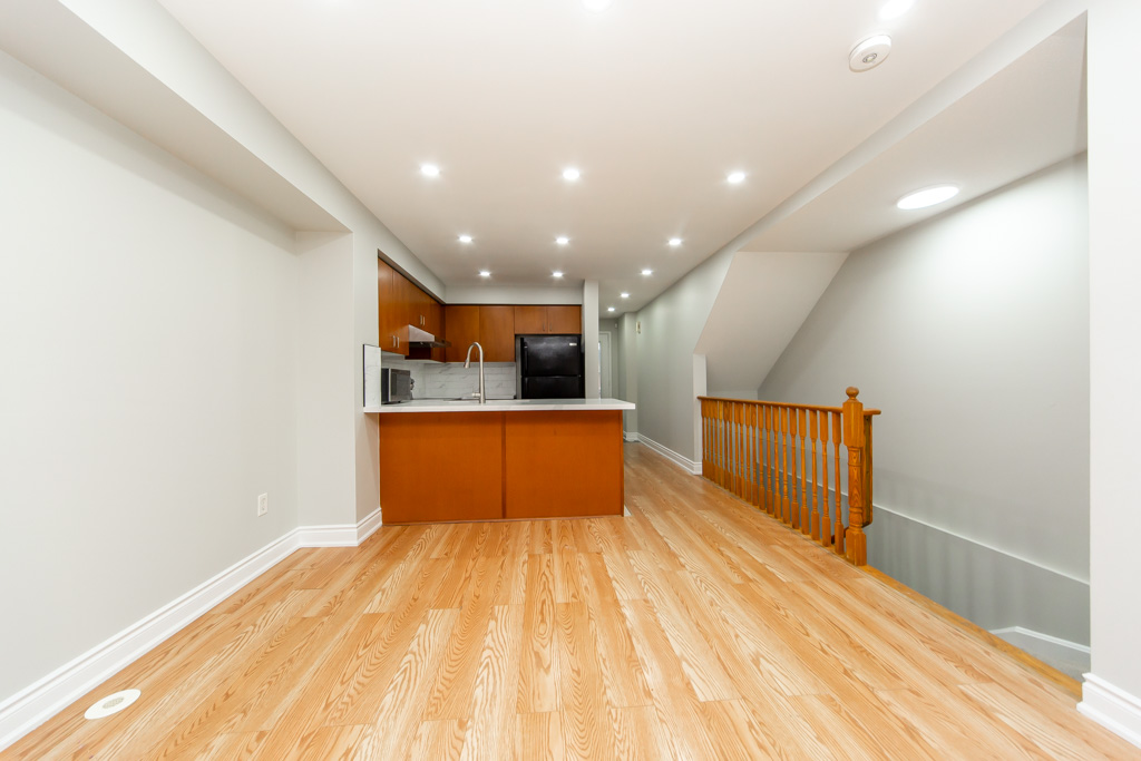 22-5050-intrepid-dr-mississauga-16