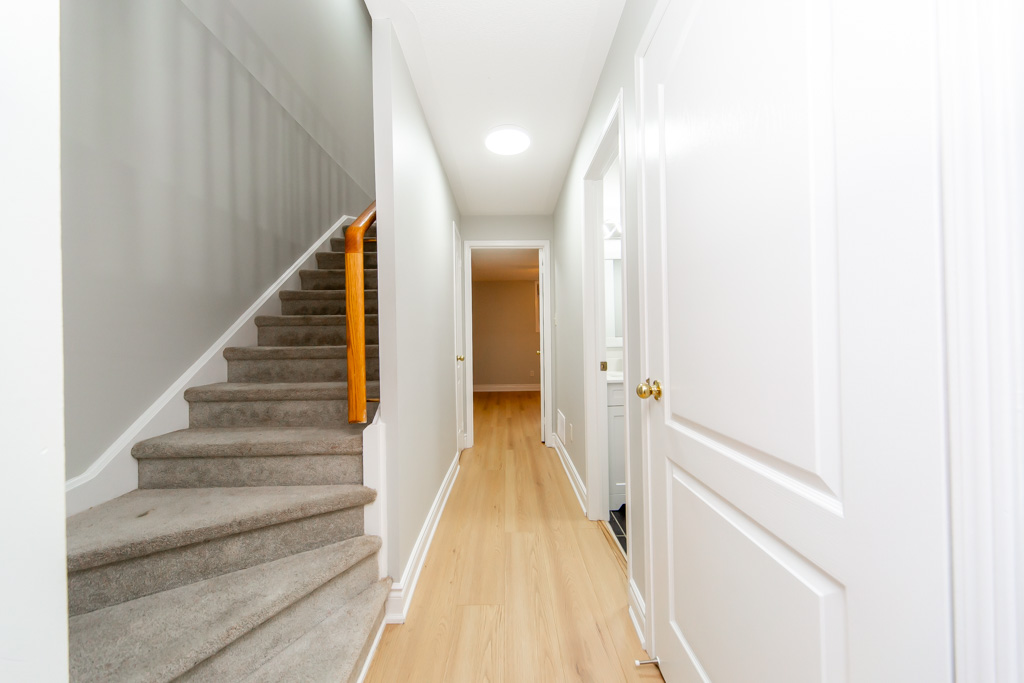 22-5050-intrepid-dr-mississauga-24