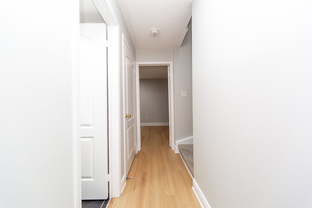 22-5050-intrepid-dr-mississauga-25