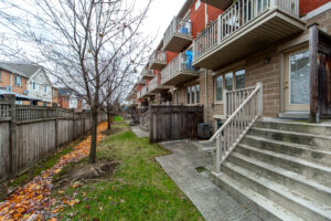 22-5050-intrepid-dr-mississauga-40