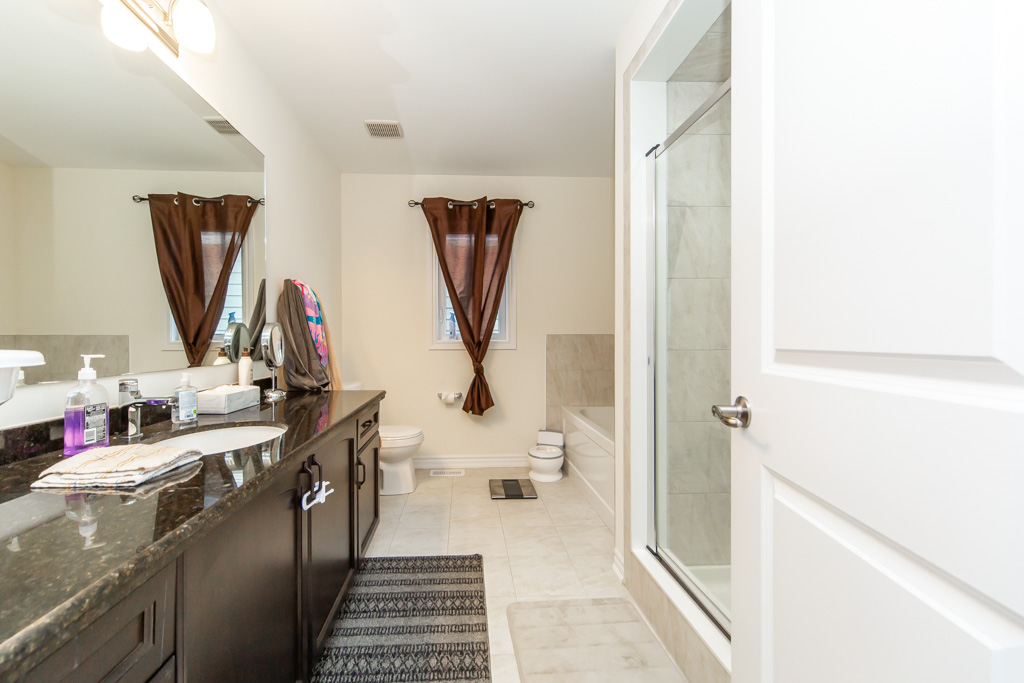 260-beechwood-forest-ln-gravenhurst-30