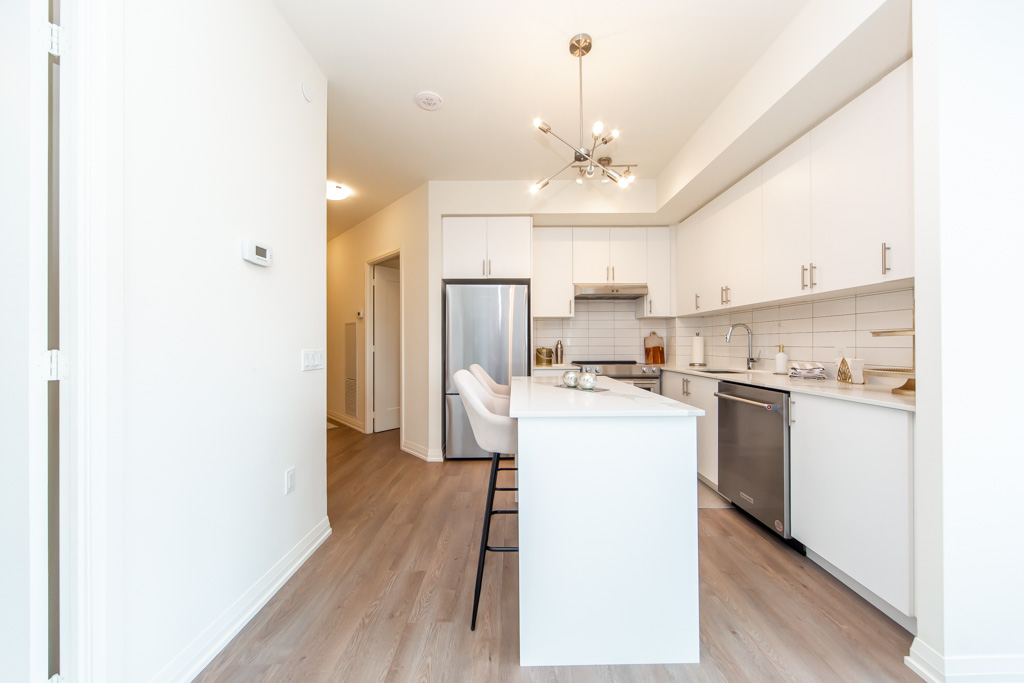 403-9000-jane-st-vaughan-25