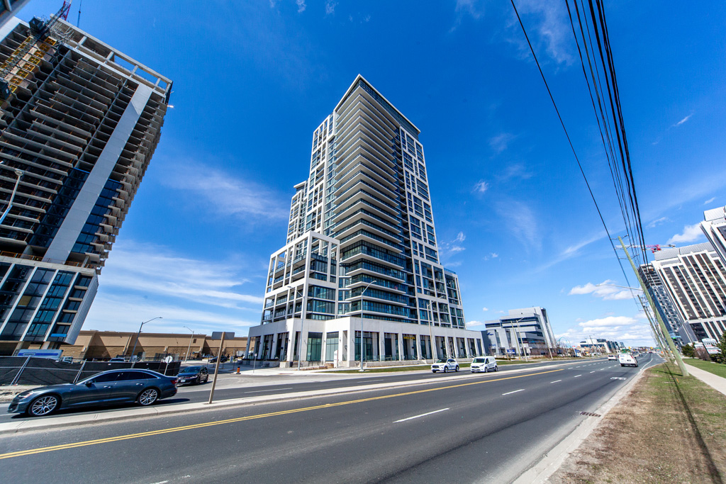 403-9000-jane-st-vaughan-5