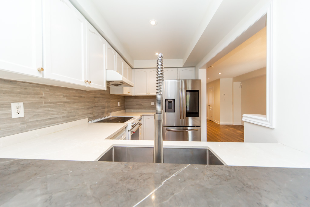 5-amulet-cres-richmond-hill-21
