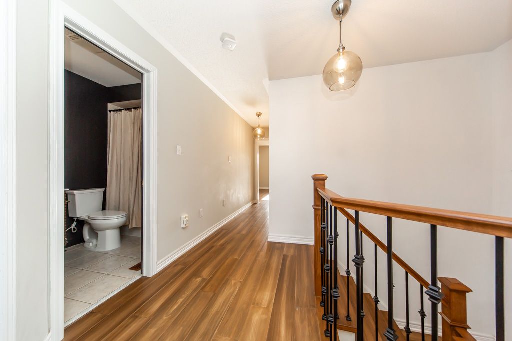 5-amulet-cres-richmond-hill-26