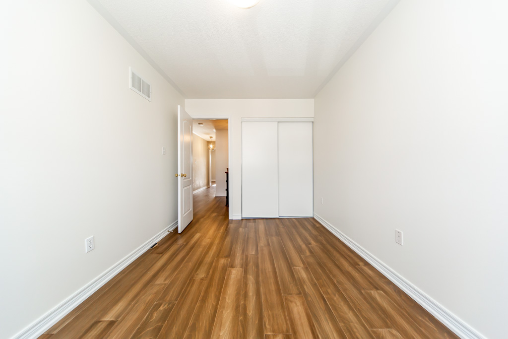 5-amulet-cres-richmond-hill-38