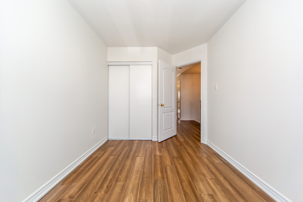 5-amulet-cres-richmond-hill-41