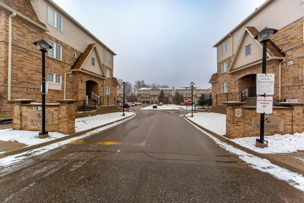 34-200-mclevin-ave-scarborough-1