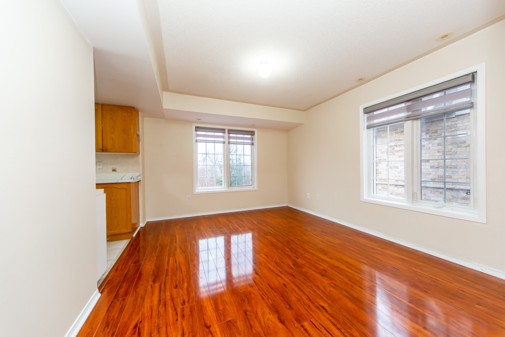 34-200-mclevin-ave-scarborough-15