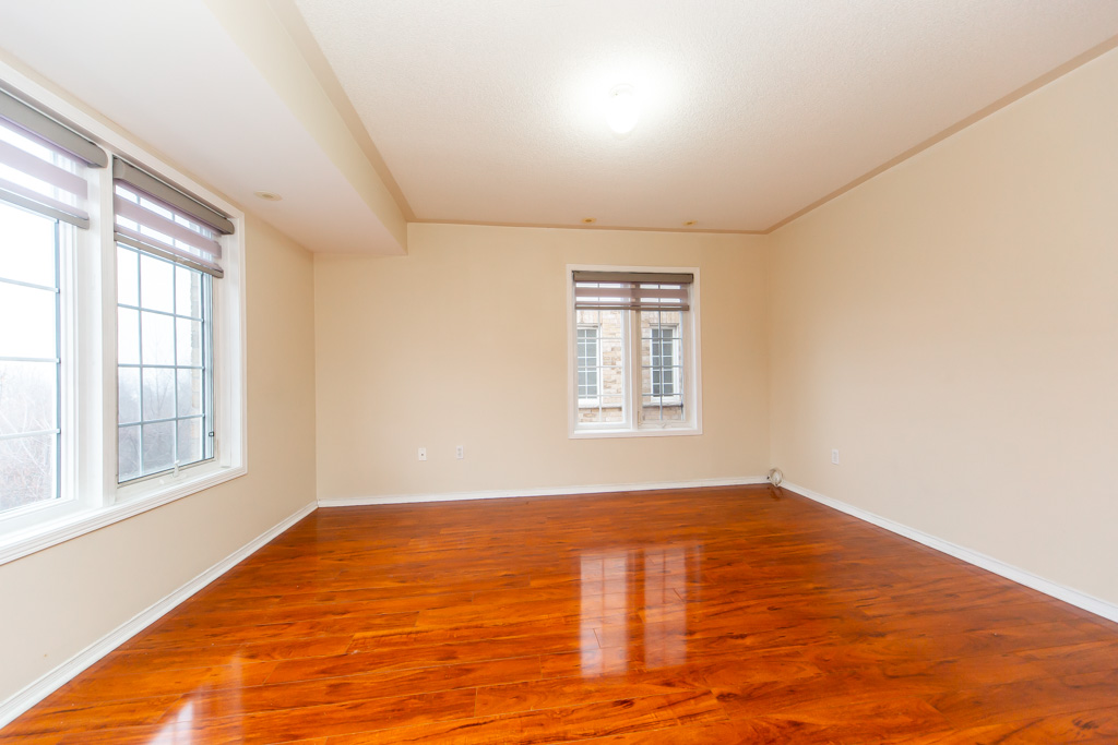 34-200-mclevin-ave-scarborough-18