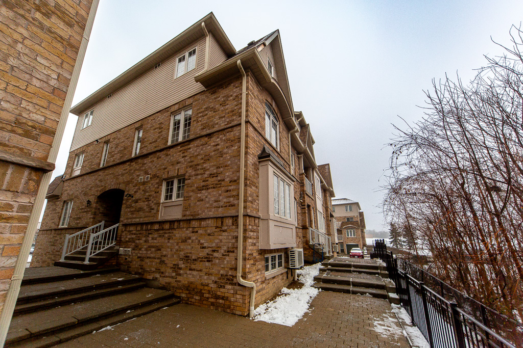 34-200-mclevin-ave-scarborough-7