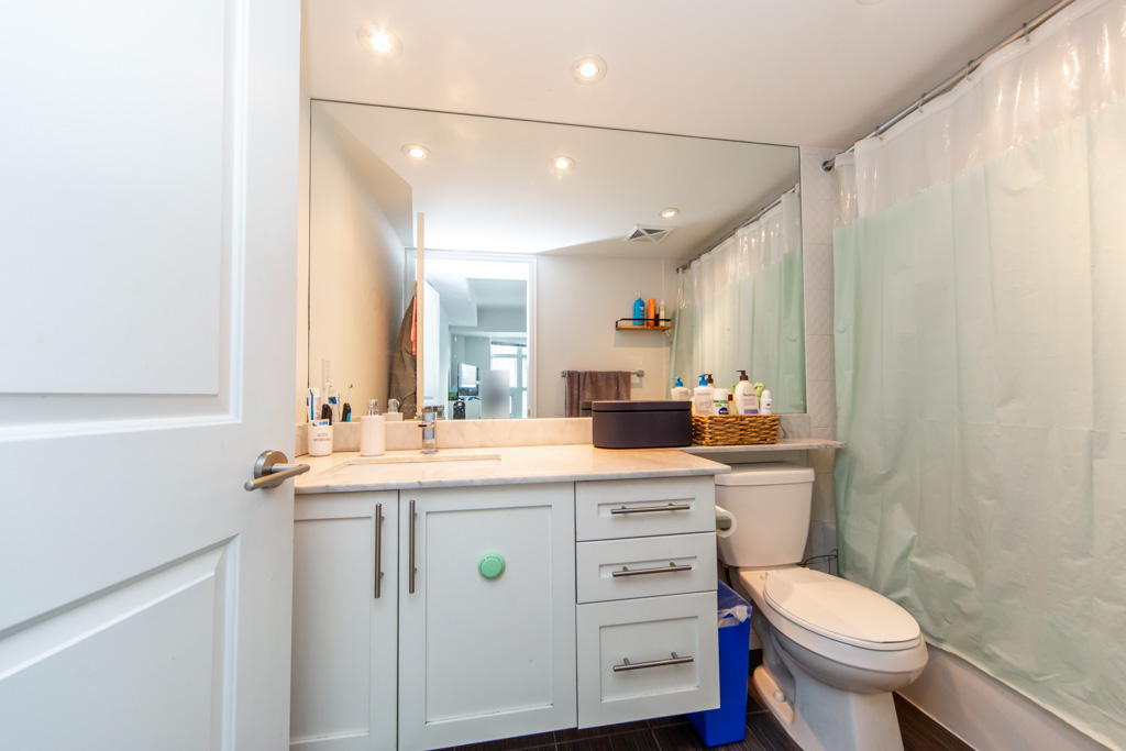 407-65-east-liberty-st-toronto-36