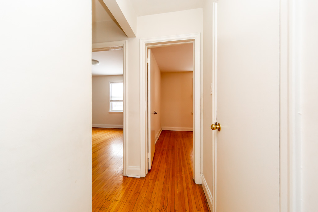 35-celt-ave-north-york-15