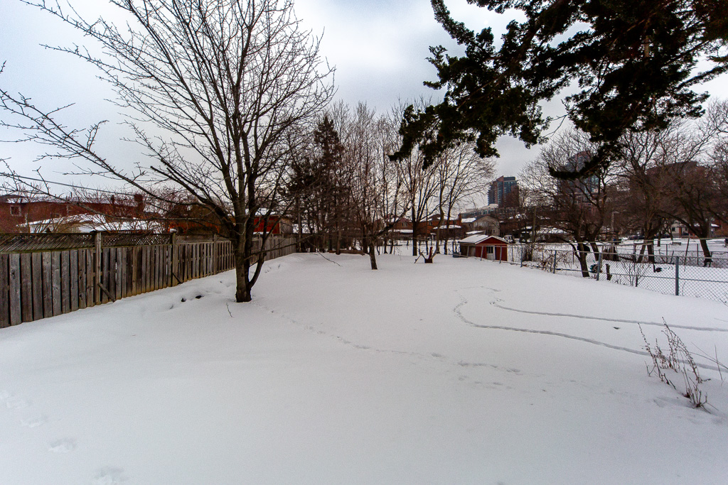 35-celt-ave-north-york-40
