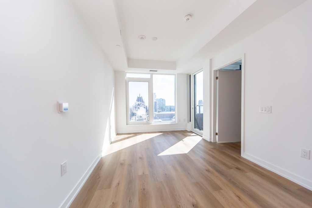 4005-395-square-one-dr-mississauga-17