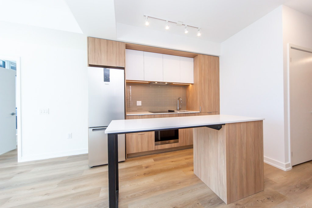 4005-395-square-one-dr-mississauga-26