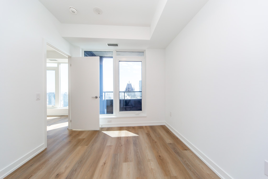 4005-395-square-one-dr-mississauga-33