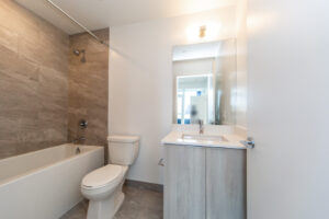 4005-395-square-one-dr-mississauga-35