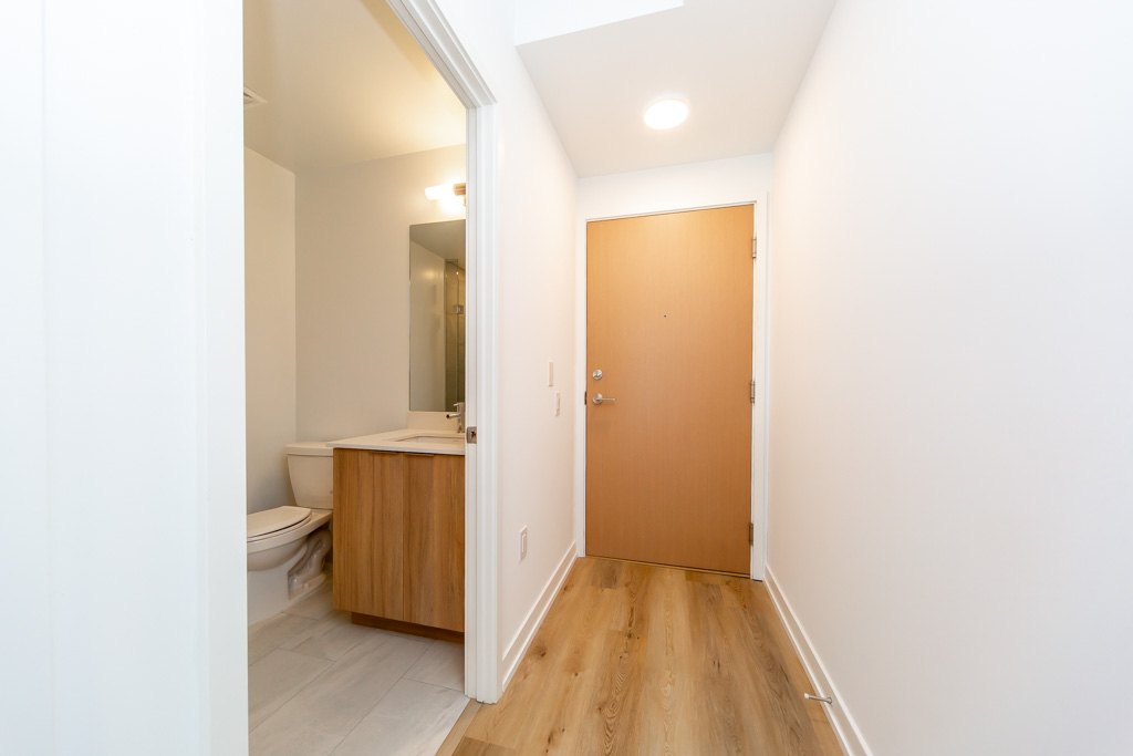 4005-395-square-one-dr-mississauga-40